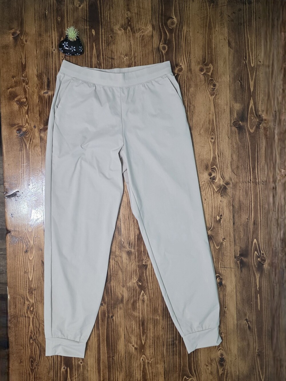 Uniqlo AIRism Ultra Stretch Jogger Pants Medium